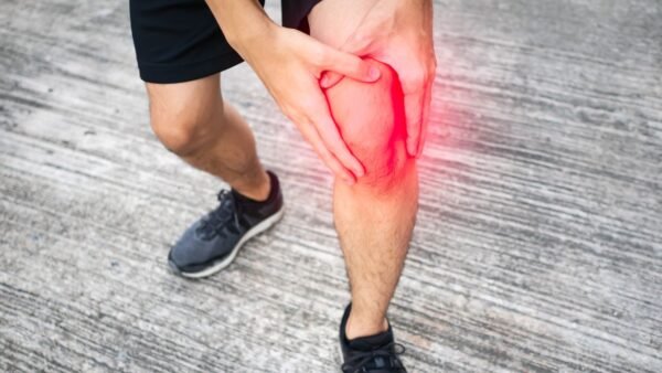 Throbbing Knee Pain Going Up Stairs Or At Rest Common Causes And Treatment Options The importance of physical therapy